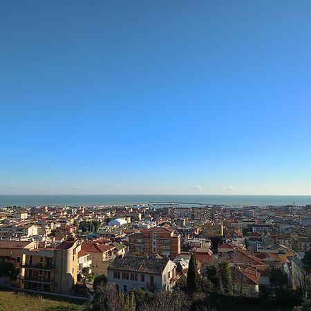 Casa Del Fiordaliso Hotel San Benedetto del Tronto Kültér fotó